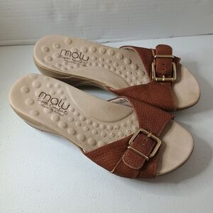 Malu Women's Tan Sandals with Buckle Size 7